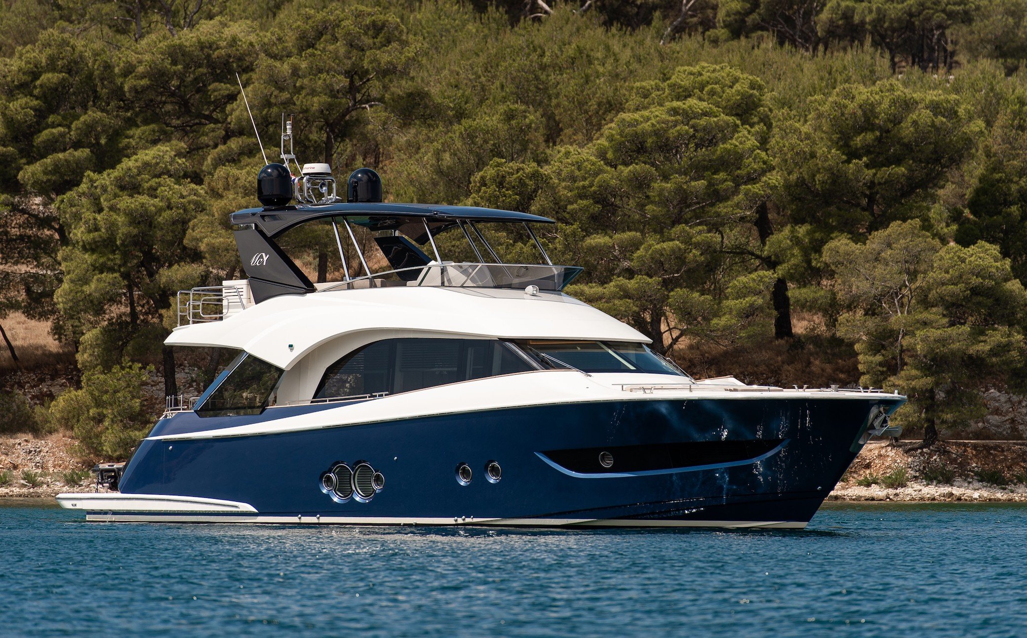 Luxury Motoryacht for bareboat charter in Croatia